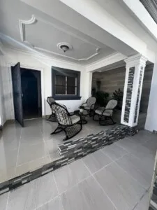 CASA EN VENTA – LAS CAYENAS, SANTIAGO DE LOS CABALLEROS.