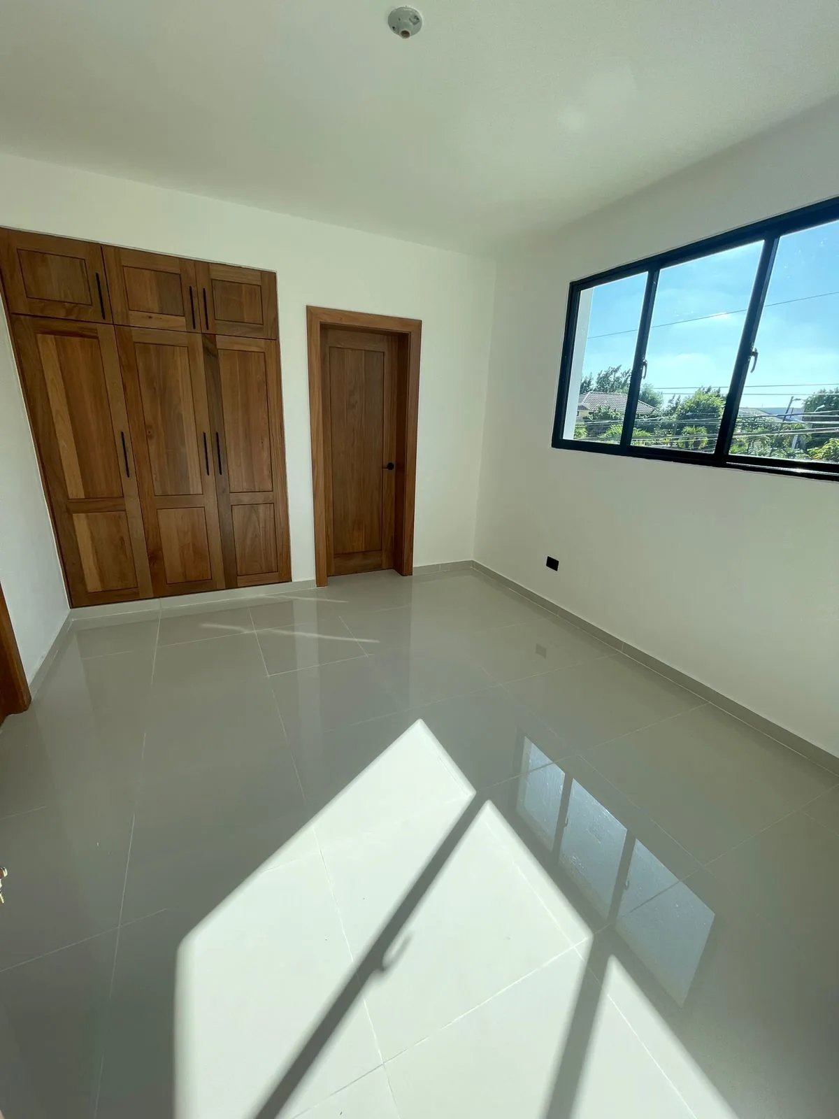 APARTAMENTO EN VENTA – URB. BRISAS DEL ESTE, SANTIAGO DE LOS CABALLEROS. - Vista 8