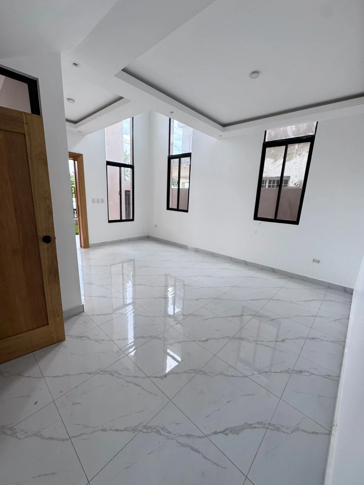 CASA EN VENTA – AV. 27 DE FEBRERO, SANTIAGO DE LOS CABALLEROS. - Vista 9