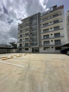 APARTAMENTO EN VENTA- URB. THOMEN, SANTIAGO DE LOS CABALLEROS.