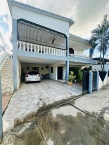 CASA EN VENTA – 27 DE FEBRERO, SANTIAGO DE LOS CABALLEROS.