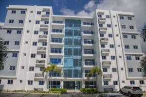 APARTAMENTO EN VENTA – CERRO ALTO, SANTIAGO DE LOS CABALLEROS.