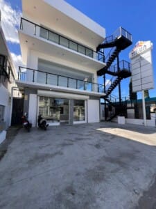 LOCALES COMERCIALES – SANTIAGO.