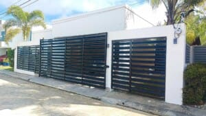 Casa en Venta Vista del Llano Gurabo 3 Hab 256m2 Solar 189m2 Construcción Residencial Cerrado