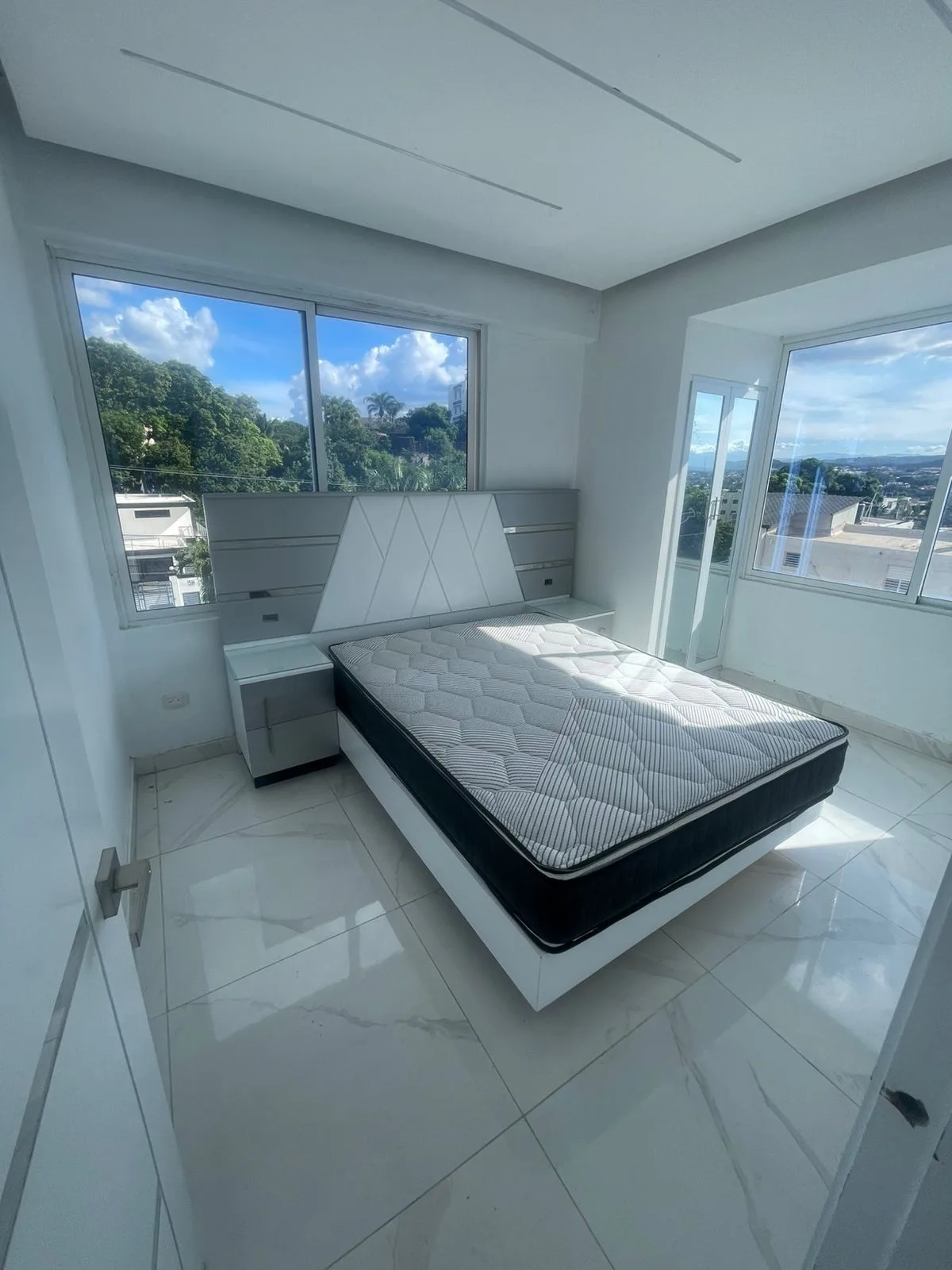 Apartamento en renta – La Zurza, área monumental, Santiago - Vista 5