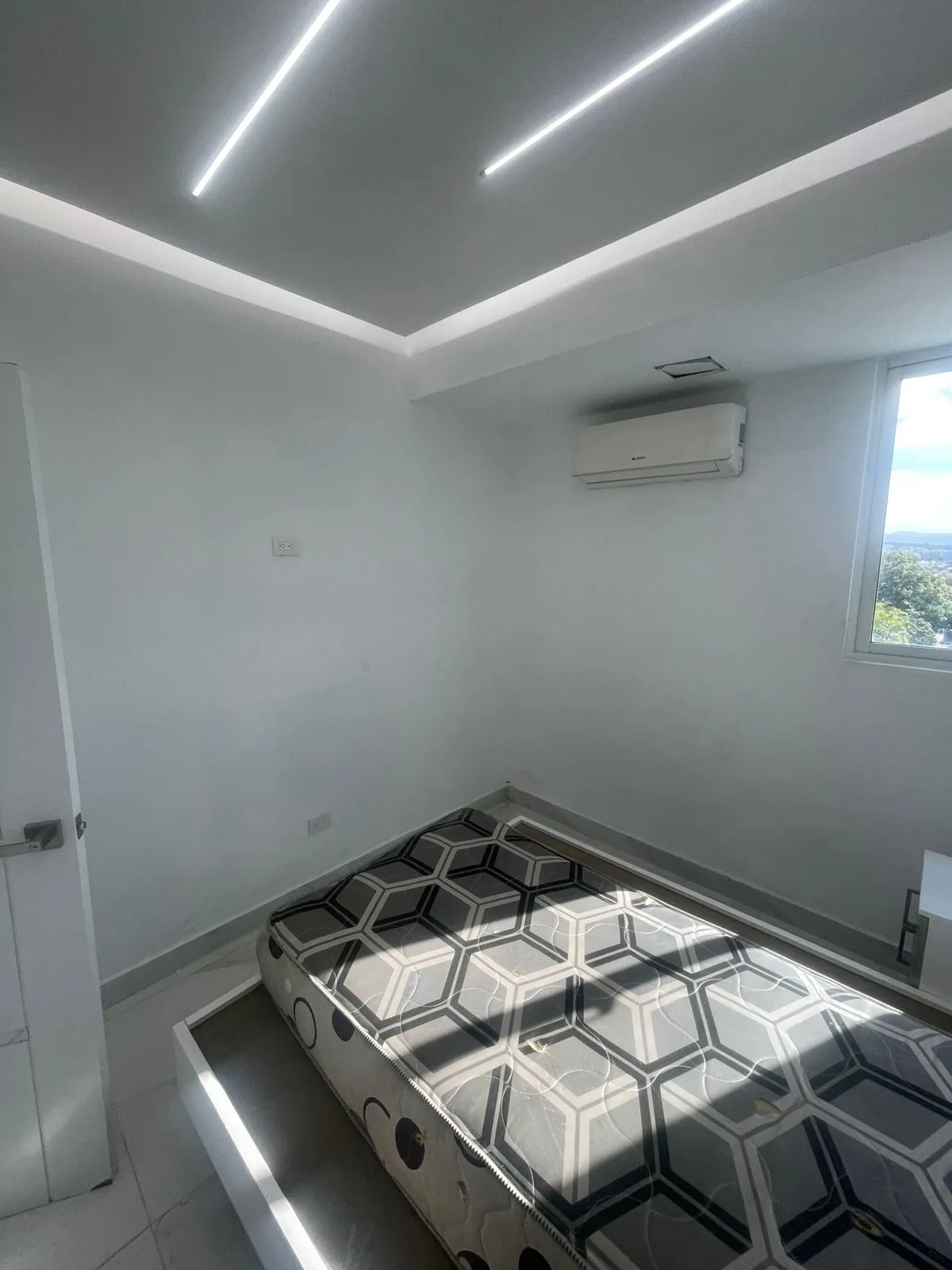 Apartamento en renta – La Zurza, área monumental, Santiago - Vista 3
