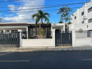 Casa en Venta Llanos de Gurabo I 3 Hab, 400m2