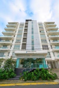 Penthouse Amueblado en Renta Zona Exclusiva Santiago 4 Hab de 2 Niveles con Terraza Privada Jacuzzi y 3 Parqueos 10 Penthouse Amueblado en Renta Zona Exclusiva Santiago 4 Hab de 2 Niveles con Terraza Privada Jacuzzi y 3 Parqueos