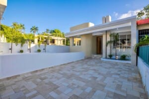 Villa Moderna En Venta  Costambar