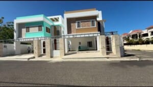 Residencial Doña Julia –Torre Alta 13 Residencial Doña Julia –Torre Alta