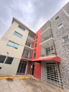 Apartamento en venta en Los Laureles, Santiago.
