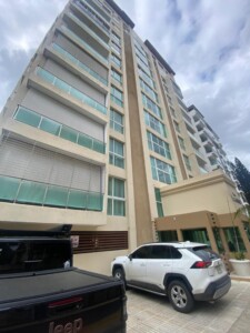 Apartamento en alquiler – La Esmeralda, Santiago