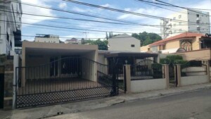CASA EN VENTA - CERROS DE GURABO, SANTIAGO. 10 CASA EN VENTA – CERROS DE GURABO, SANTIAGO.