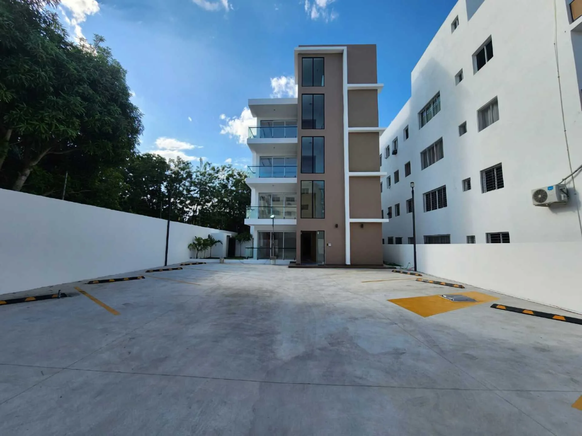 Se vende Apartamento Cerro Alto Santiago - Vista 4