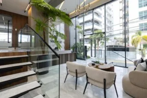 Apartamento Amueblado en Renta en La Esmeralda | Torre Versalles II con Piscina y Gimnasio