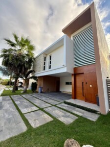 Casa Amueblada en Alquiler en Llanos de Gurabo Santiago | Piscina Privada y BBQ
