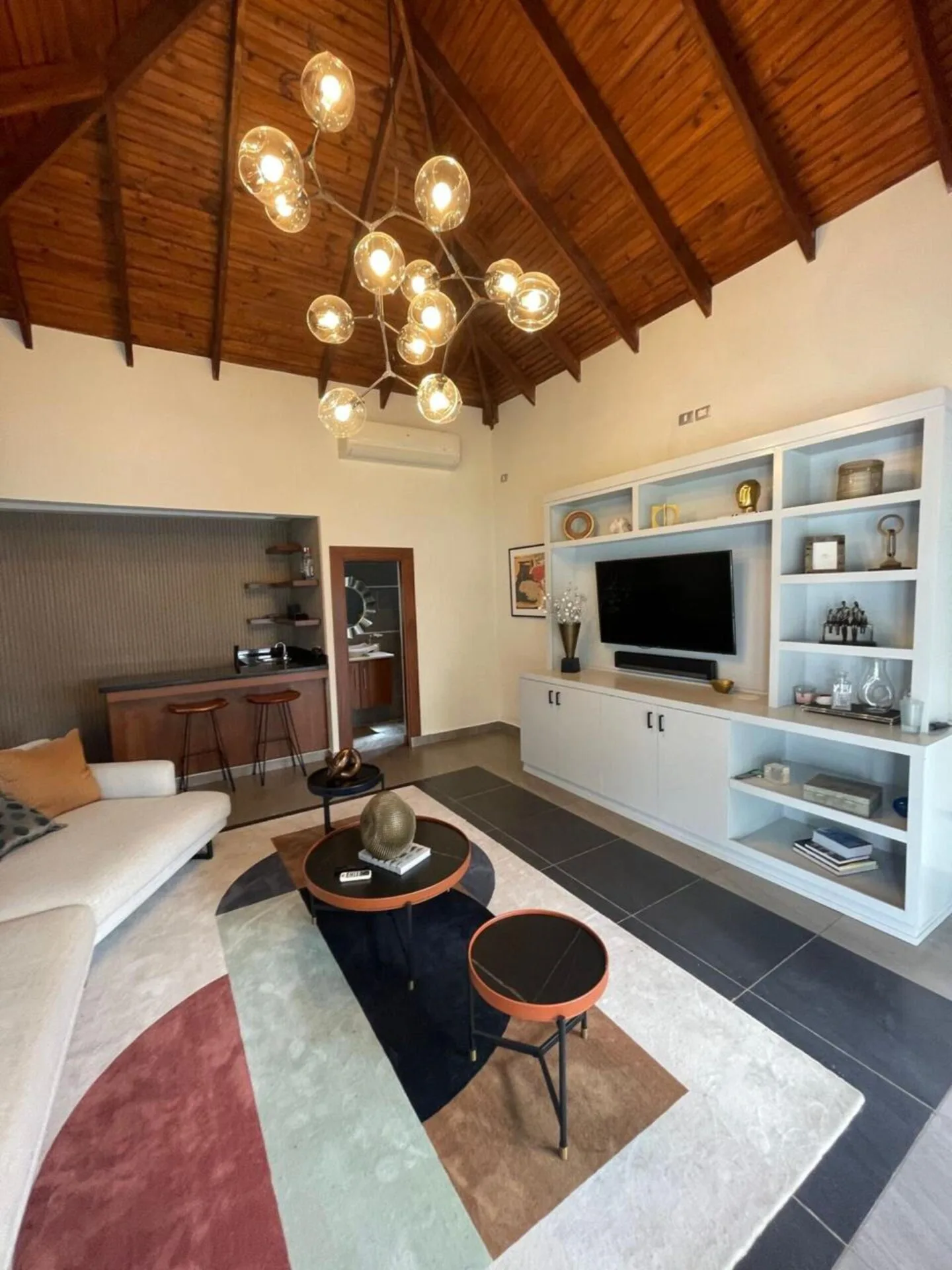 Casa de lujo en venta en Llanos de Gurabo Santiago – piscina privada y amplio terreno - Vista 15