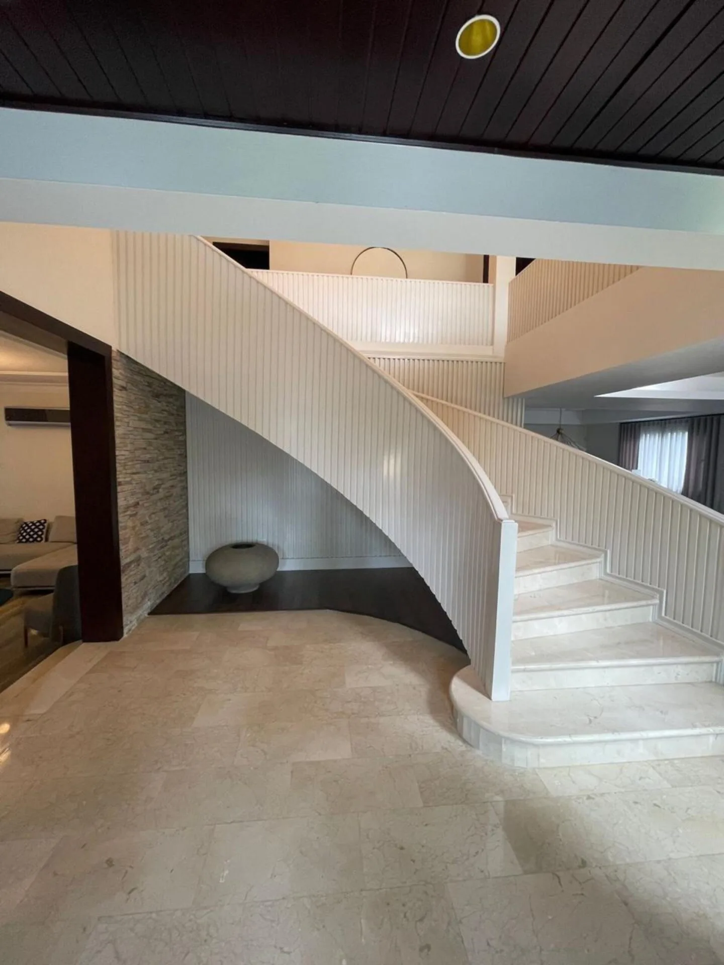 Casa de lujo en venta en Llanos de Gurabo Santiago – piscina privada y amplio terreno - Vista 4