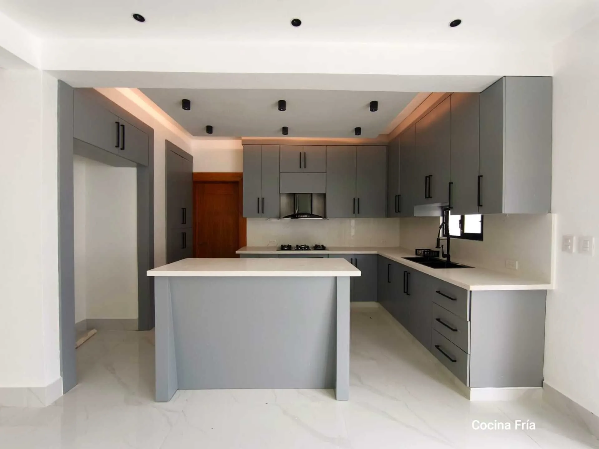 Casa moderna en venta en Gurabo Santiago – residencial cerrado, 3 habitaciones y patio amplio - Vista 3