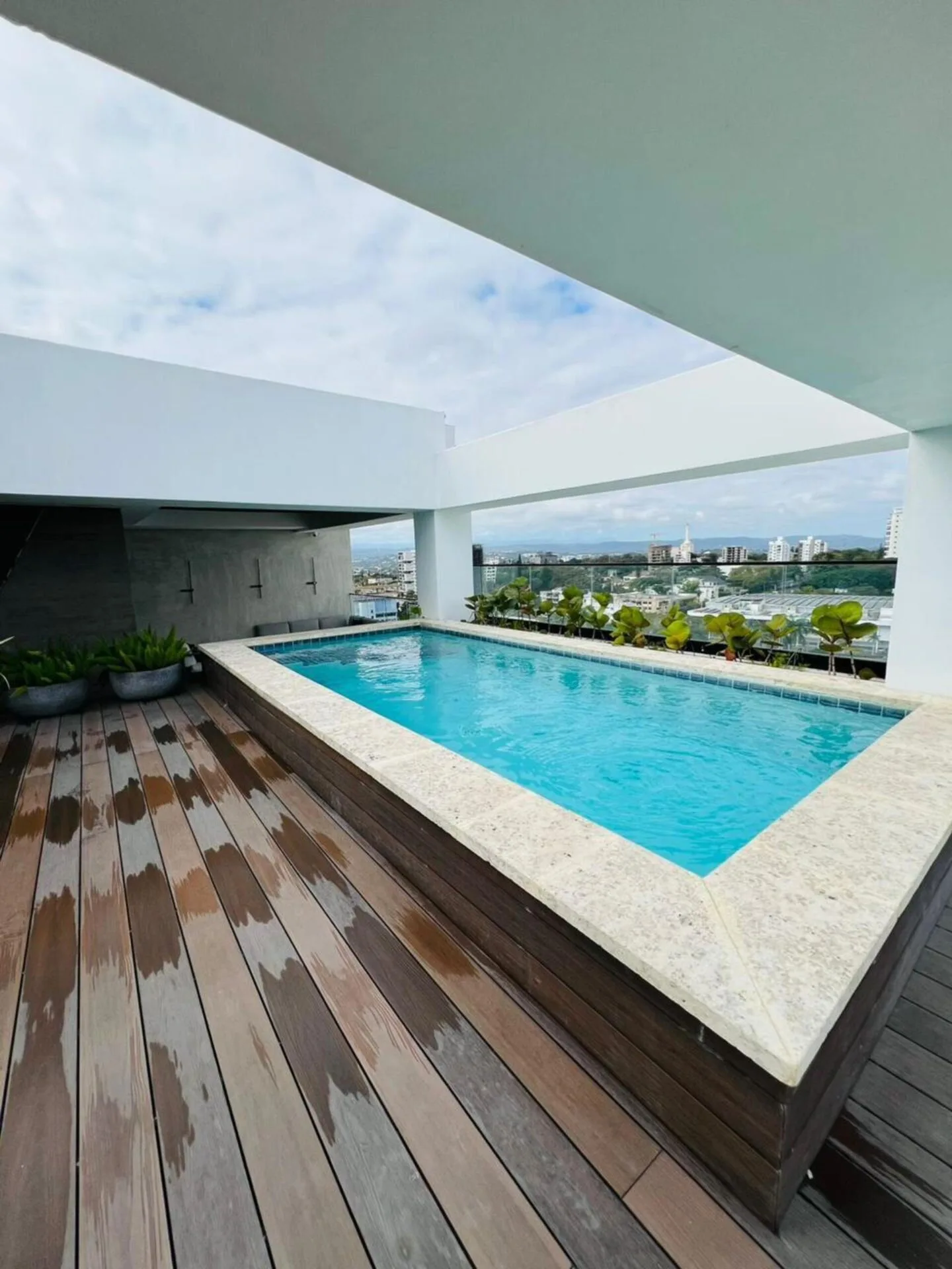 Apartamento Amueblado en Venta en La Esmeralda, Santiago | Torre Versalles | US$265,000 - Vista 11