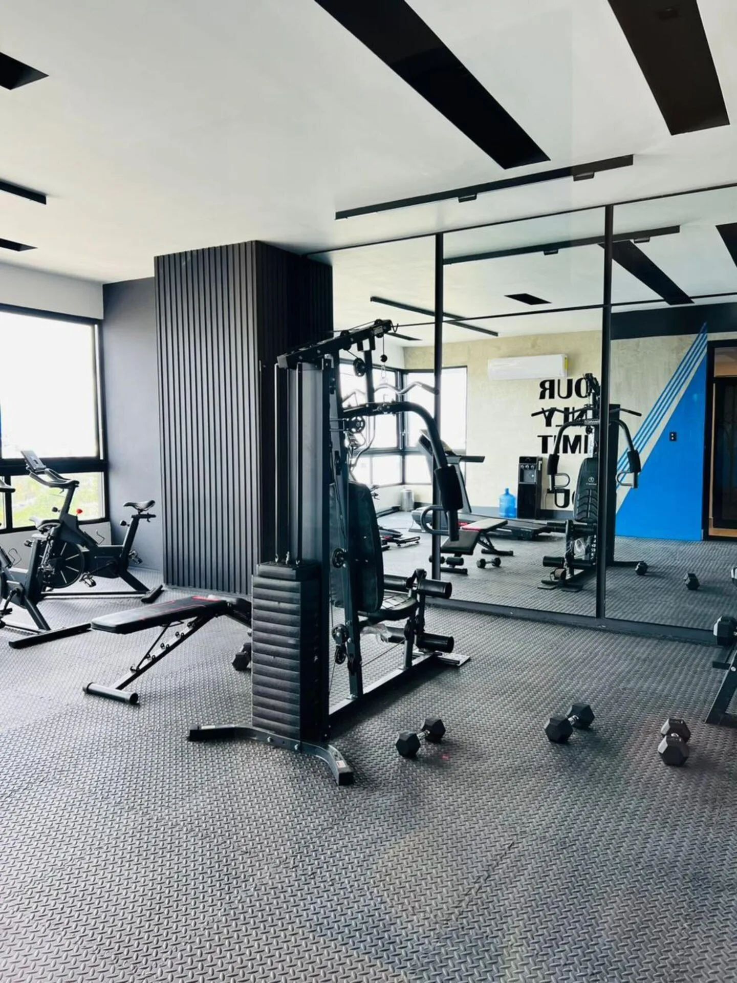 Apartamento Amueblado en Venta en La Esmeralda, Santiago | Torre Versalles | US$265,000 - Vista 10