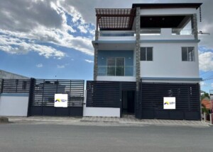 CASA EN VENTA – LOS PRADOS, SANTIAGO DE LOS CABALLEROS.