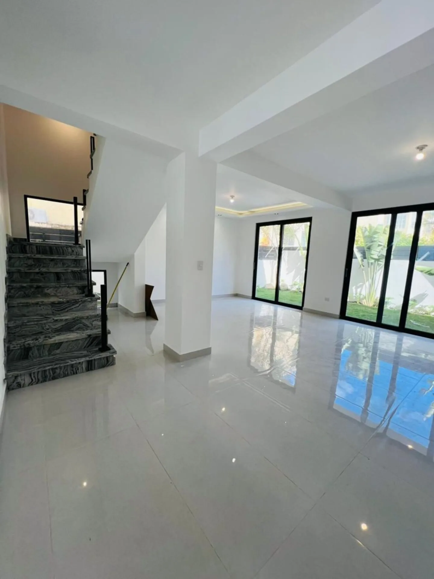 HERMOSA CASA EN VENTA – CERROS DE GURABO, SANTIAGO. - Vista 4