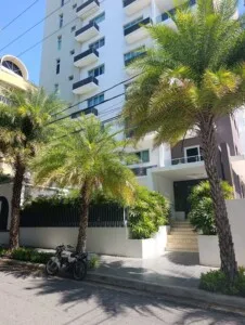 Apartamento en venta en La Esmeralda – Dos habitaciones