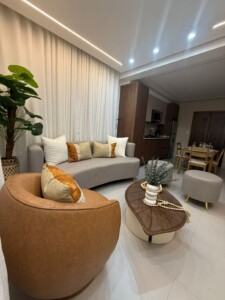APARTAMENTO AMUEBLADO EN VENTA EN LOS CERROS DE GURABO. 8 APARTAMENTO AMUEBLADO EN VENTA EN LOS CERROS DE GURABO.