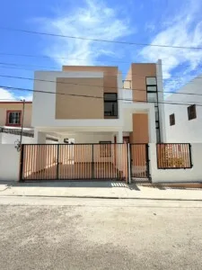 Casa  en Venta En Venta en Yapurt Dumit, Santiago De Los Caballeros.