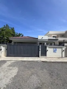 Casa en Venta - Valle Verde, La Yapur Dumit, Santiago de los Caballeros 6 Casa en Venta – Valle Verde, La Yapur Dumit, Santiago de los Caballeros