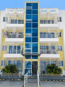 Apartamento en Venta Residencial Gabriel Gurabo 3 Hab 106m2 Terraza y Piscina