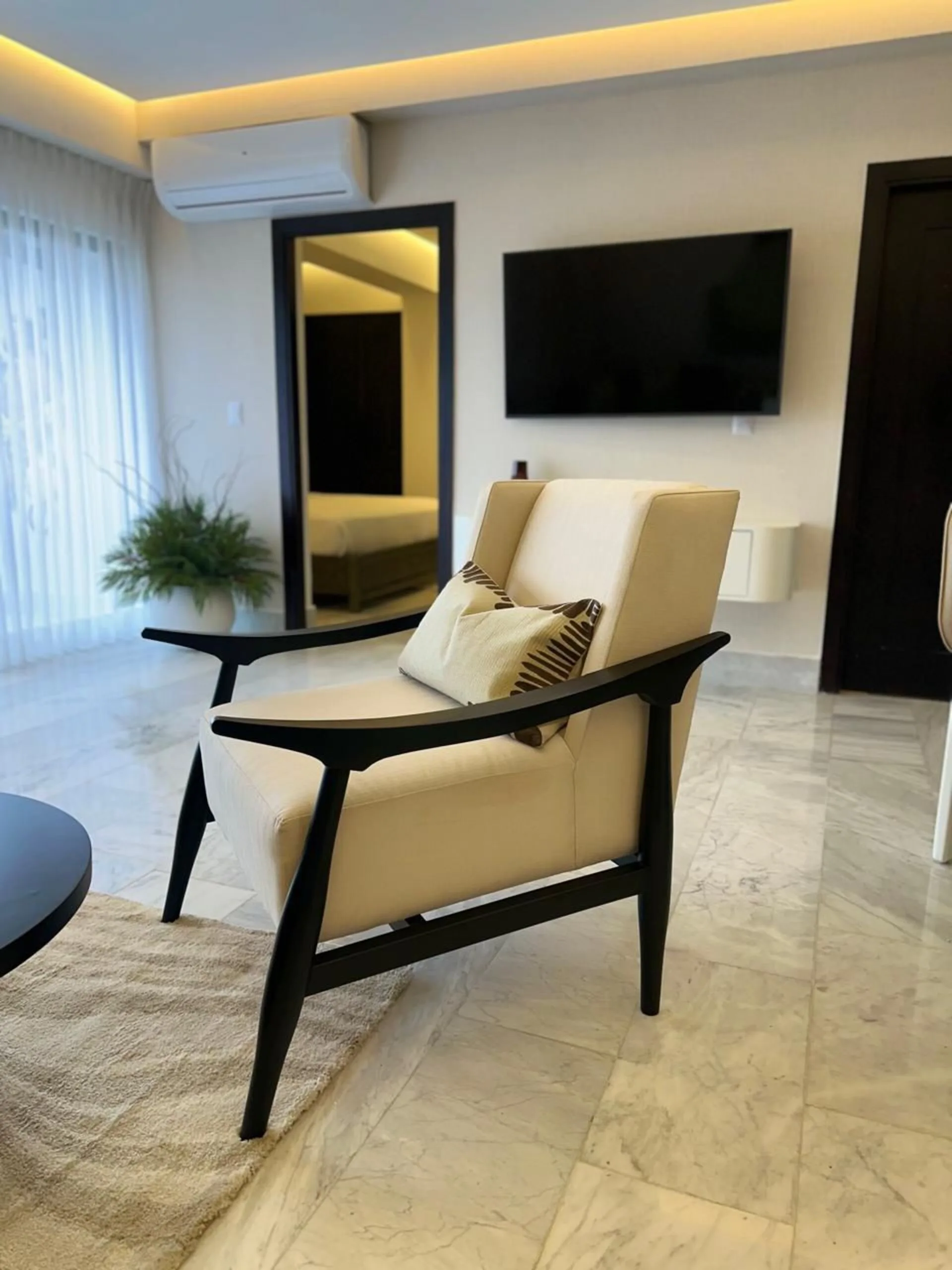 Apartamento Amueblado en Venta en Torre Versalles, La Esmeralda | 2 Habitaciones - Vista 4