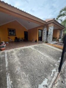 Amplia Casa en Venta – Proyecto Cerrado en Gurabo