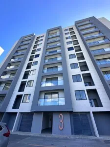 Apartamento en renta totalmente nuevo, ubicado en la Avenida Hispanoamericana