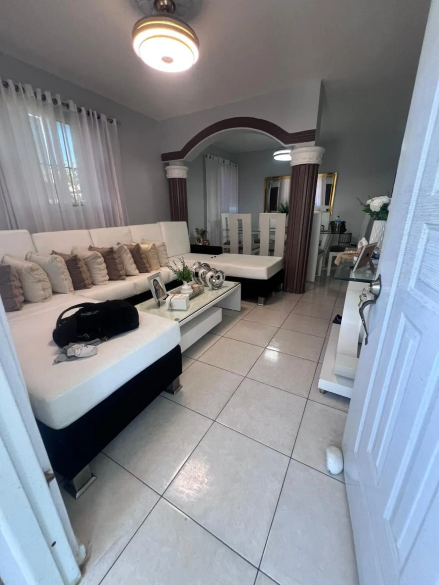 Casa de oportunidad en Los Reyes – Urbanización La Real - Vista 3