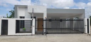 Casa en Venta en Proyecto Residencial Cerrado – ubicada en los Llanos de Gurabo I, Santiago 1 Casa en Venta en Proyecto Residencial Cerrado – ubicada en los Llanos de Gurabo I, Santiago