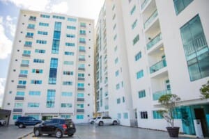 Penthouse en Renta Torre Real ll ubicado en la Marginal sur, Autopista Duarte