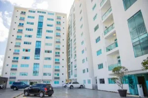 Penthouse en Renta Torre Real ll ubicado en la Marginal sur, Autopista Duarte