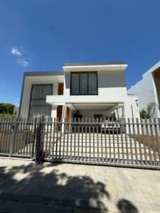 Casa en Venta Llanos de Gurabo, Santiago 5 Casa en Venta Llanos de Gurabo, Santiago